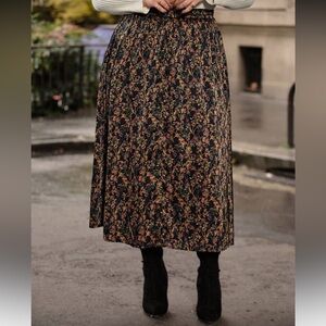 SHEIN Black Maxi Skirt with Autumn Floral Print